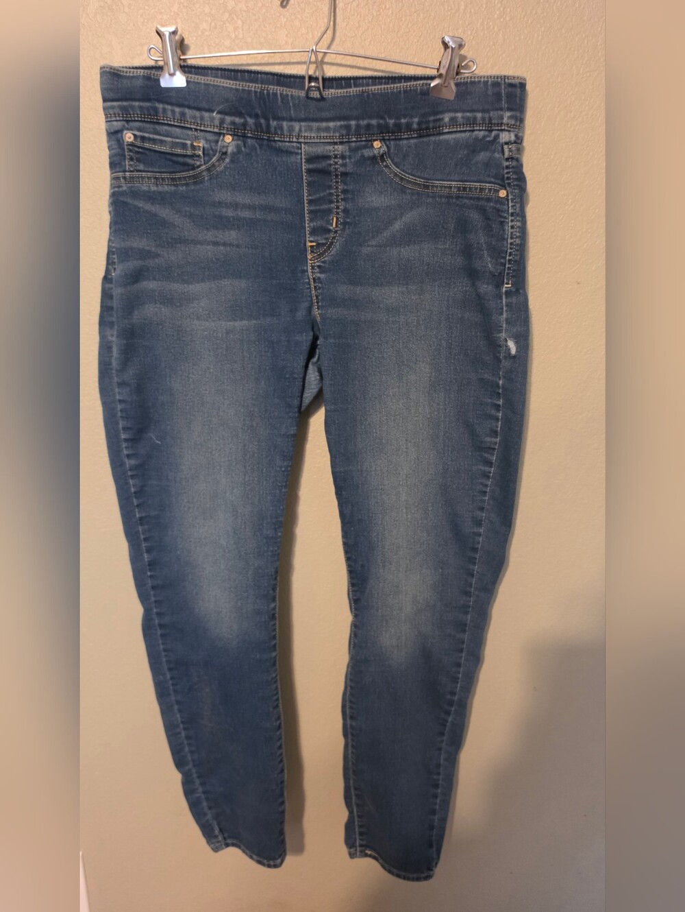 Women’s Levi Pull-On Stretch Jeans - Blue